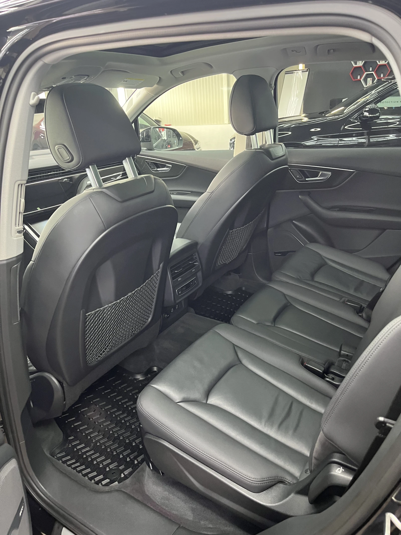 Audi Q7 Premium - изображение 6