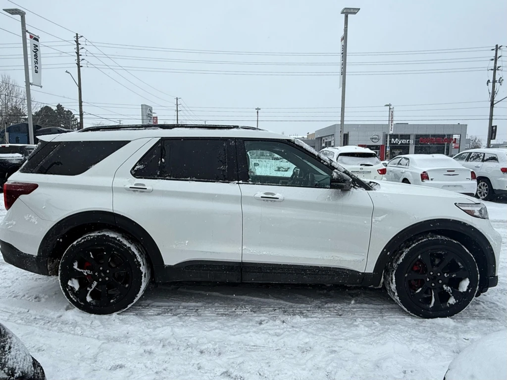 Ford Explorer ST| DIGITAL | ОБДУХ | 360 | ОТ 320 евро на месец!, снимка 5 - Автомобили и джипове - 53727402