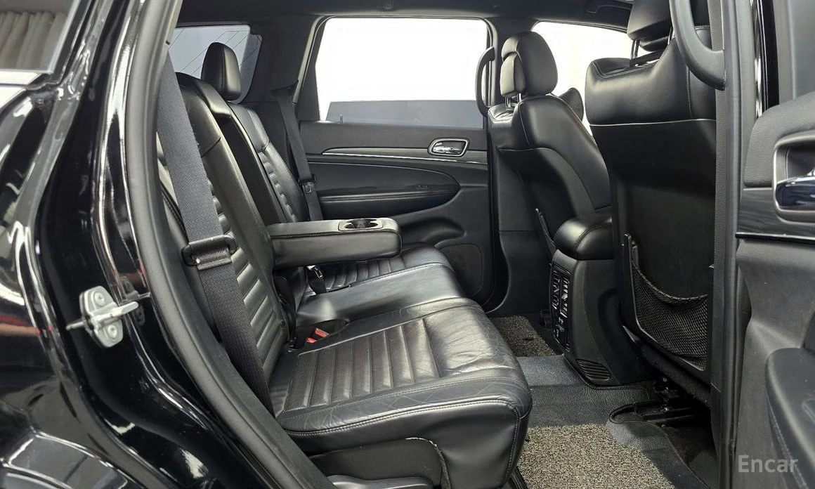 Jeep Grand cherokee, снимка 12 - Автомобили и джипове - 54465024