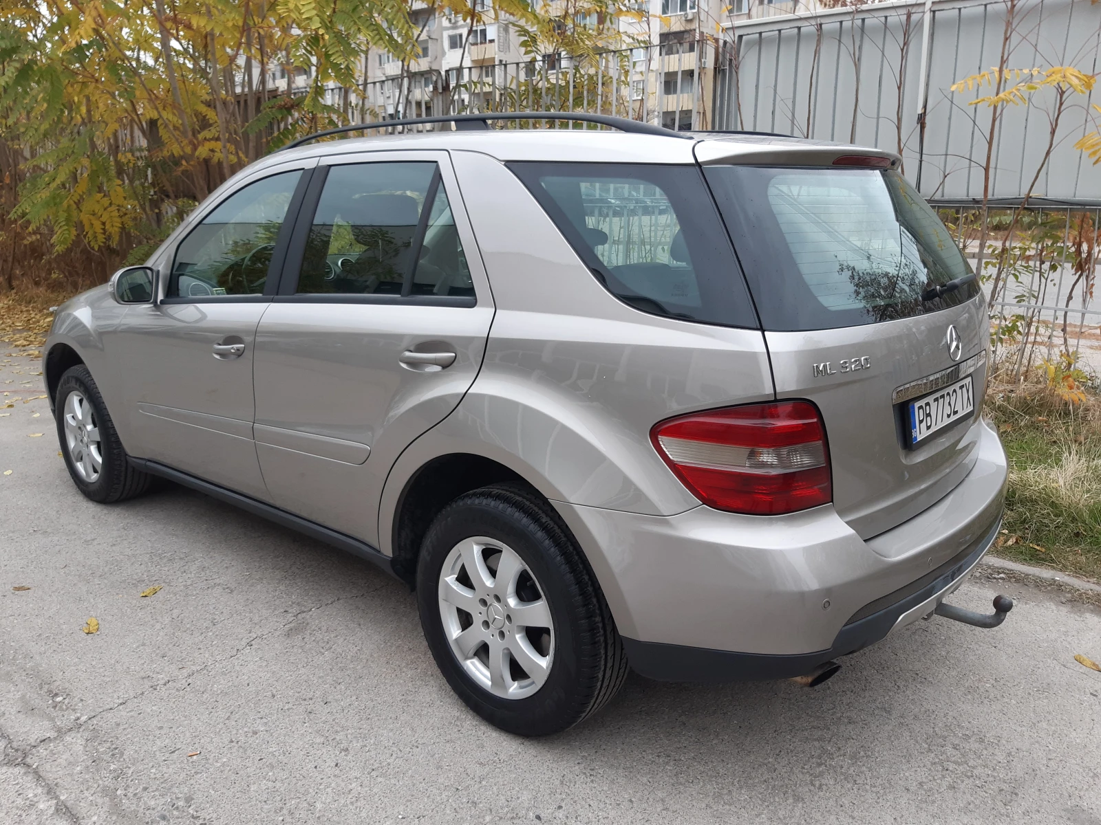 Mercedes-Benz ML 320, снимка 10 - Автомобили и джипове - 56734364