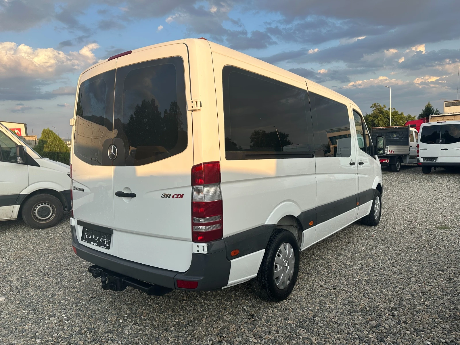 Mercedes-Benz Sprinter 311 9места/клима - изображение 3