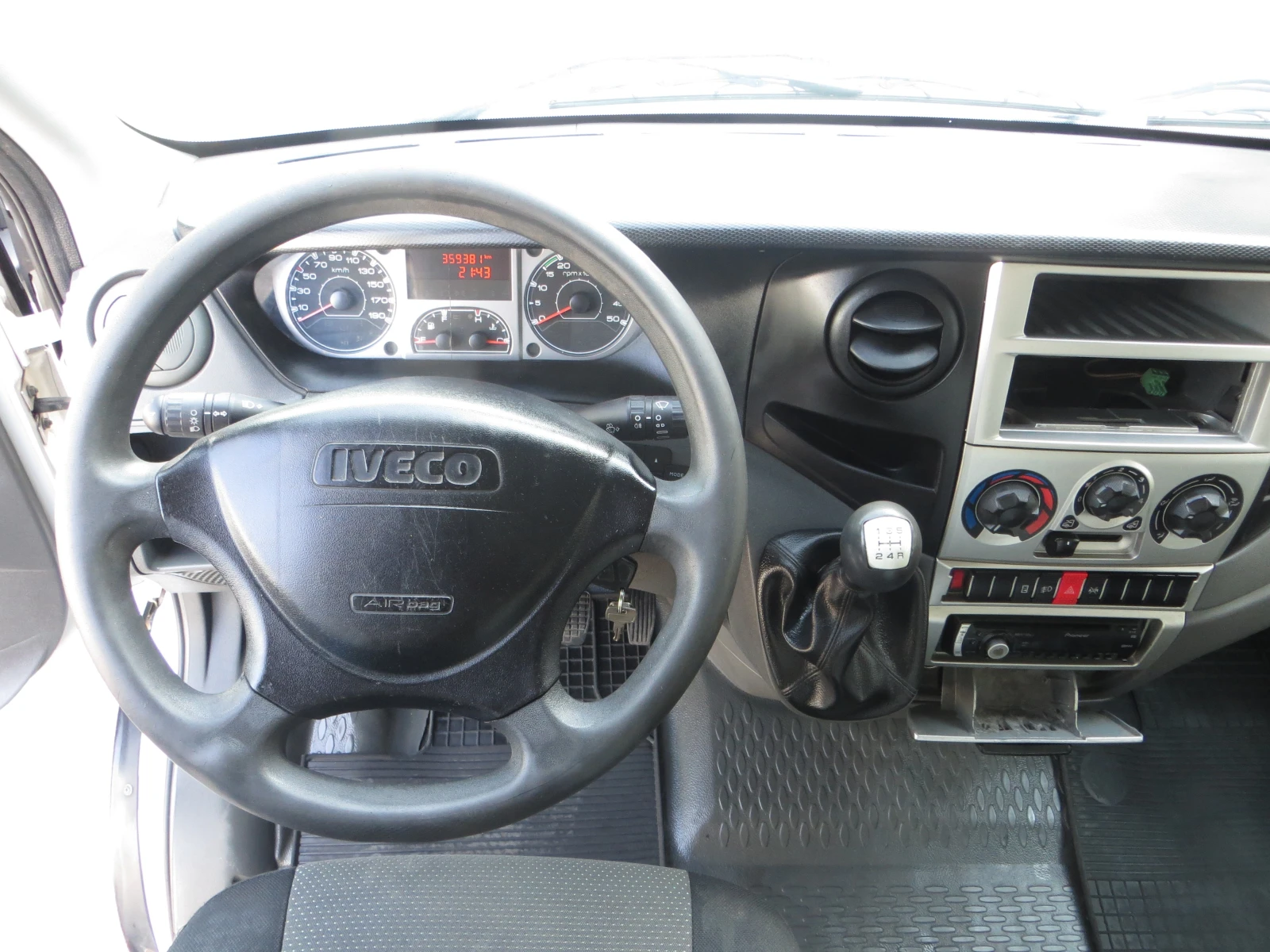Iveco Daily 35S11 ХЛАДИЛЕН - изображение 8
