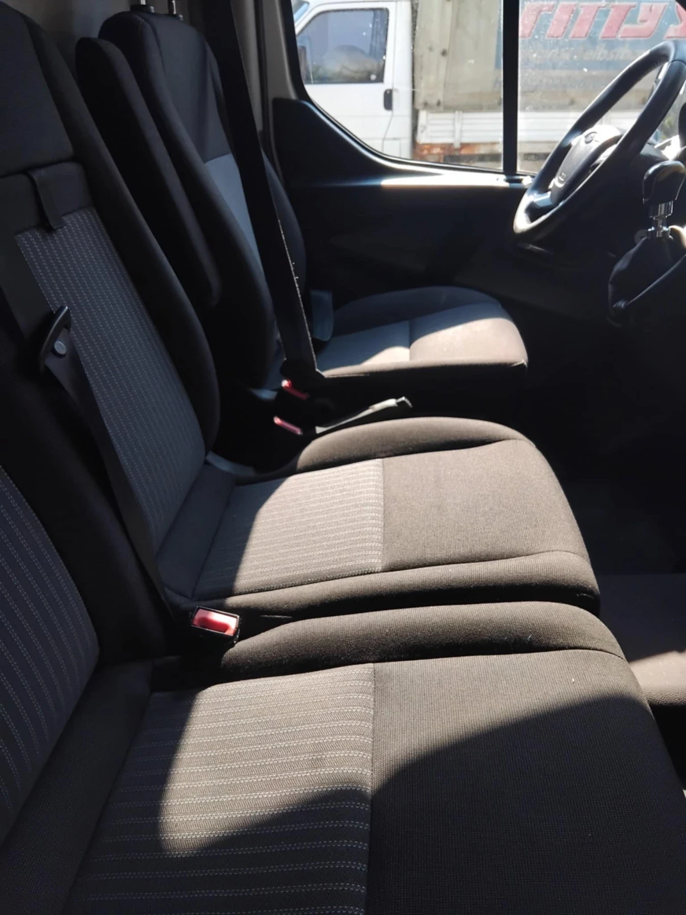 Ford Transit Custom 2.2 - изображение 9