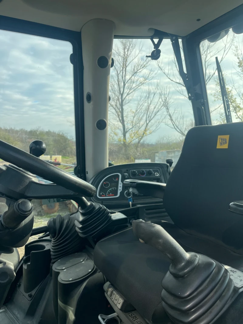 Багер JCB 3CX, снимка 3 - Индустриална техника - 52772701