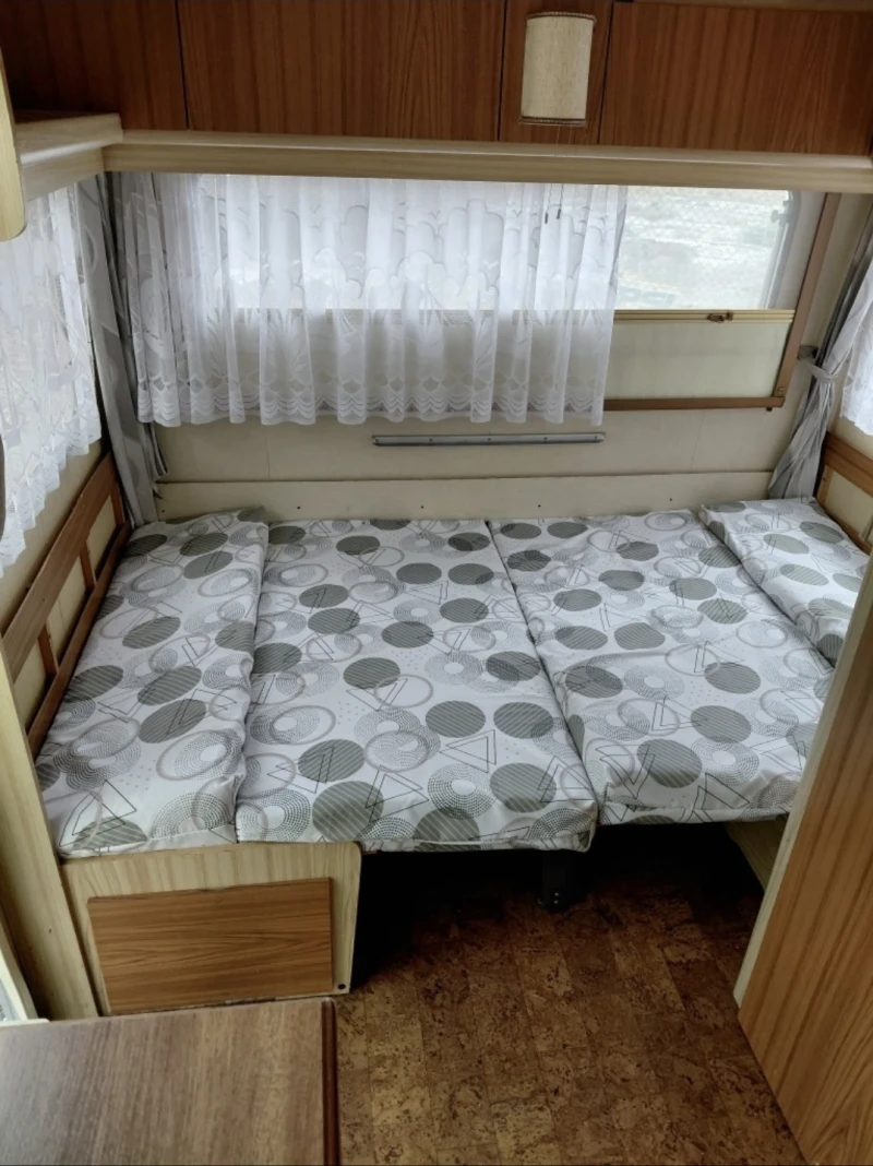 Каравана Adria CHATEAU 430, снимка 9 - Каравани и кемпери - 52809749