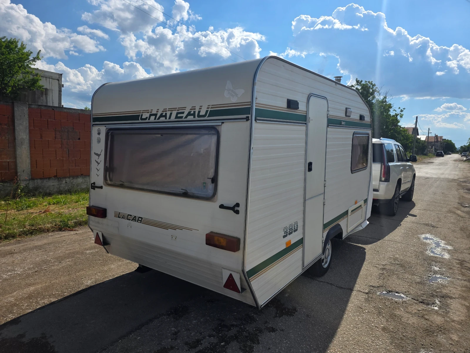Каравана Adria CHATEAU 380, снимка 7 - Каравани и кемпери - 54976249