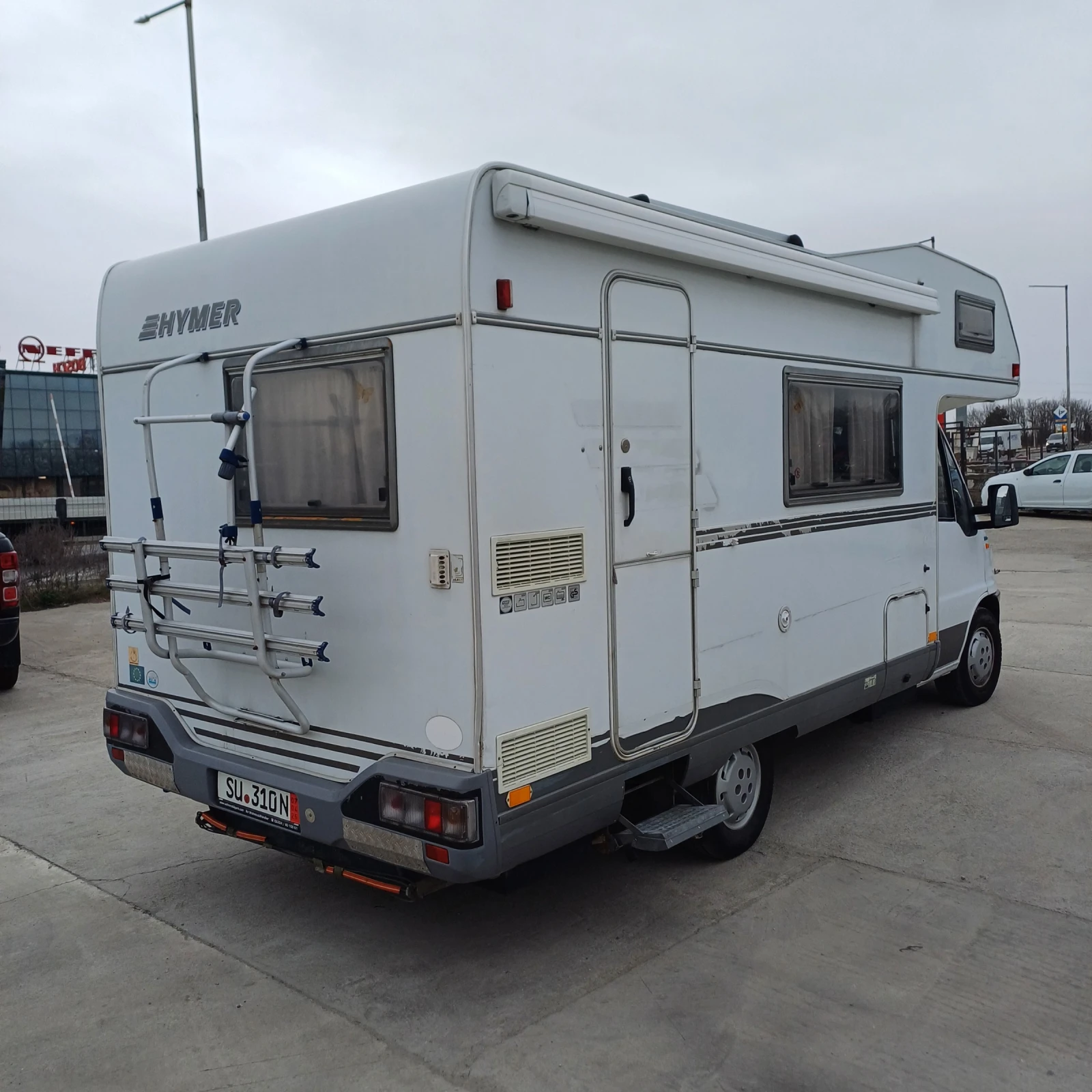 Кемпер HYMER / ERIBA, снимка 5 - Каравани и кемпери - 53894708