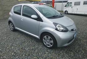ЧАСТИ Тойота АЙГО 2006-2012г. Toyota Aygo  5 врати  бензин 1000куб , снимка 2