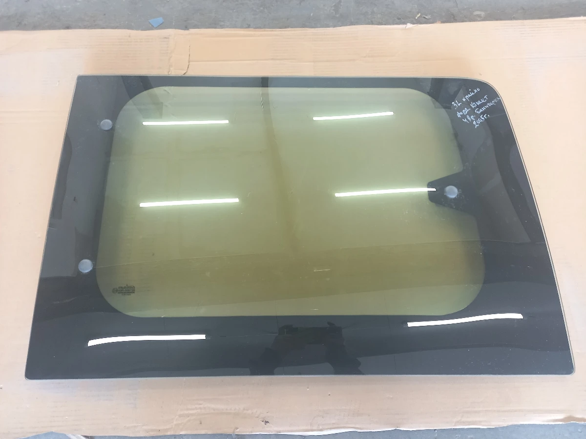 Стъкло задно ляво крайно Форд Кънект 