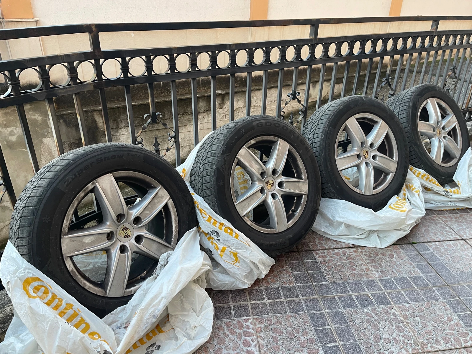    255/55R18  Porsche Cayenne | Mobile.bg   1