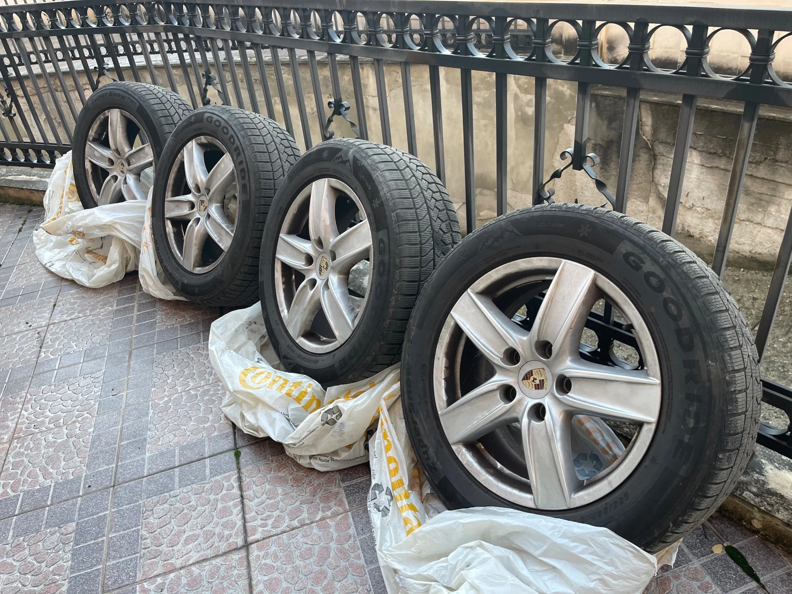    255/55R18  Porsche Cayenne | Mobile.bg   3