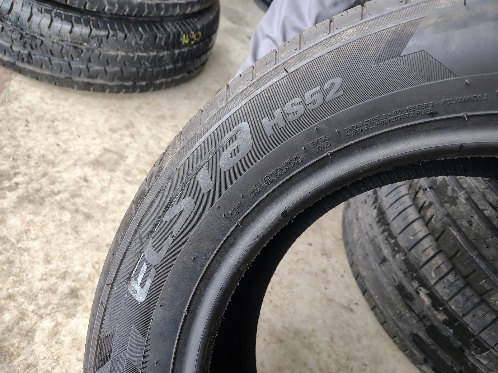 Гуми Летни 205/60R16, снимка 3 - Гуми и джанти - 54088730