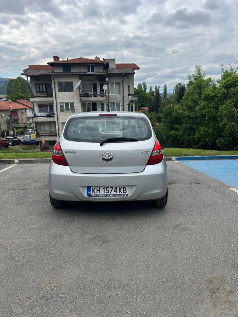 Hyundai I20, снимка 4 - Автомобили и джипове - 47157811