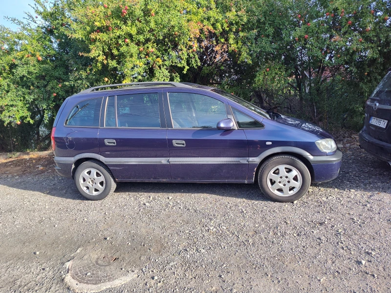 Opel Zafira, снимка 3 - Автомобили и джипове - 47243857