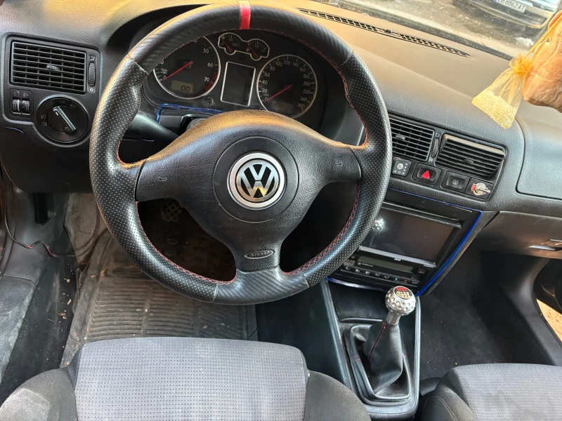 VW Golf 2300, снимка 6 - Автомобили и джипове - 48503843