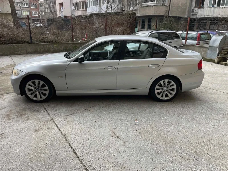 BMW 320, снимка 3 - Автомобили и джипове - 49220569