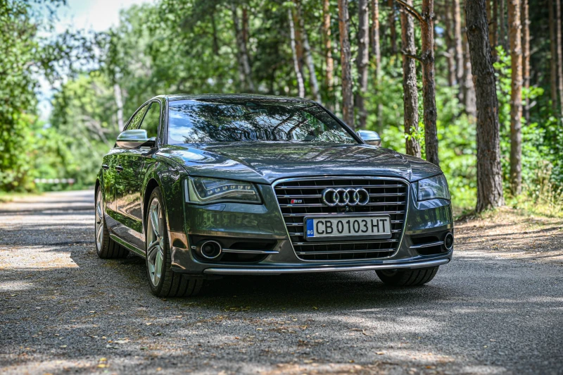 Audi S8 4.0