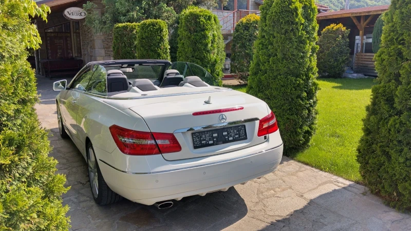 Mercedes-Benz E 220, снимка 5 - Автомобили и джипове - 50996563