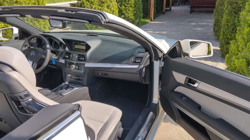 Mercedes-Benz E 220, снимка 8 - Автомобили и джипове - 50996563