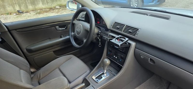 Audi A4 1.9, 131к.Автомат, снимка 16 - Автомобили и джипове - 51994390
