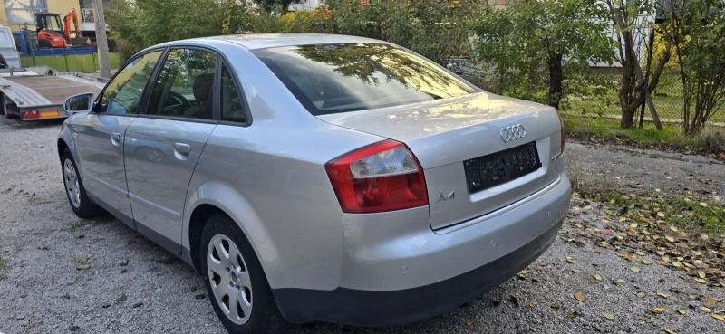 Audi A4 1.9, 131к.Автомат, снимка 3 - Автомобили и джипове - 51994390