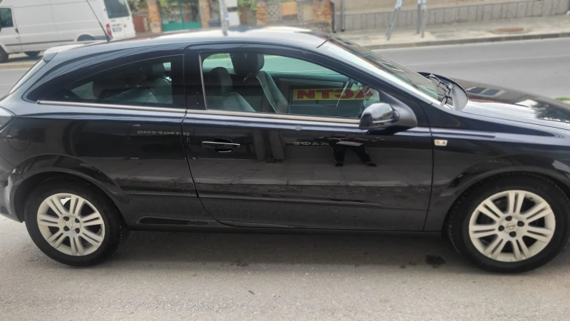 Opel Astra GTC, снимка 11 - Автомобили и джипове - 52725733