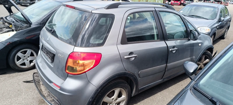 Suzuki SX4 1.6i 16V, снимка 4 - Автомобили и джипове - 53150696