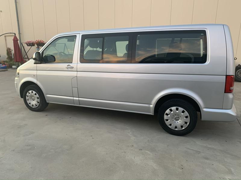 Volkswagen multivan каравелла