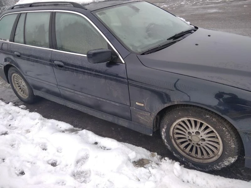 BMW 530 3.0D, снимка 1 - Автомобили и джипове - 35080332