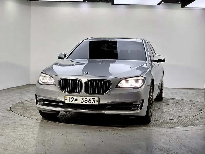 BMW 730 xDrive, снимка 3 - Автомобили и джипове - 55349328