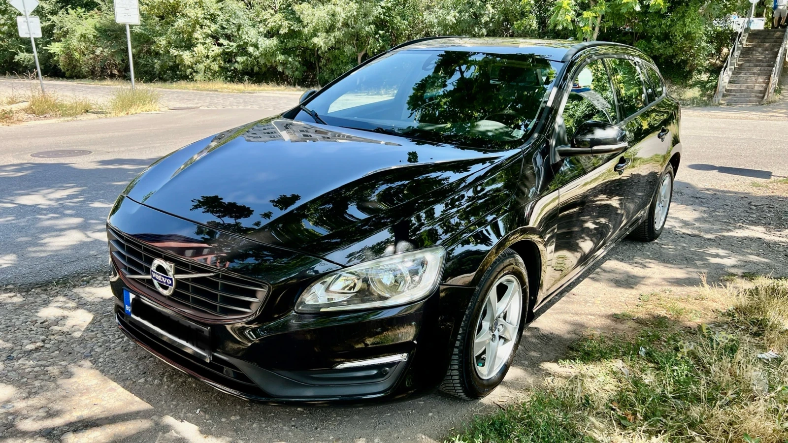 Volvo V60 2.0 Diesel D3 150kc | Mobile.bg — изображение 1
