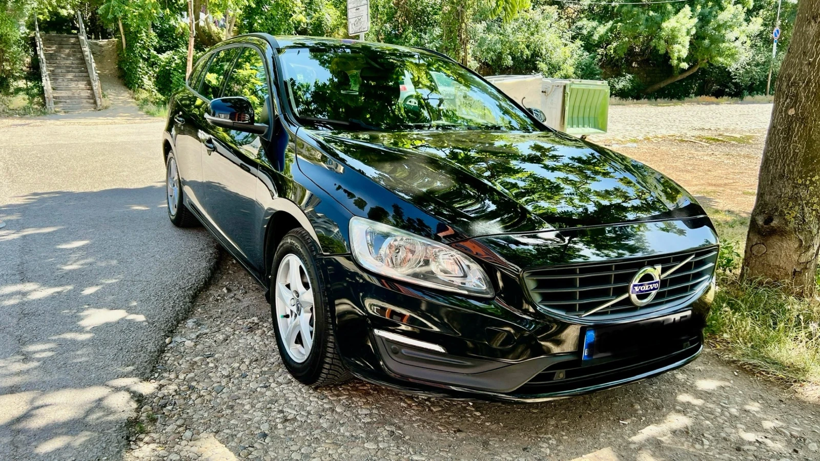 Volvo V60 2.0 Diesel D3 150kc - изображение 2