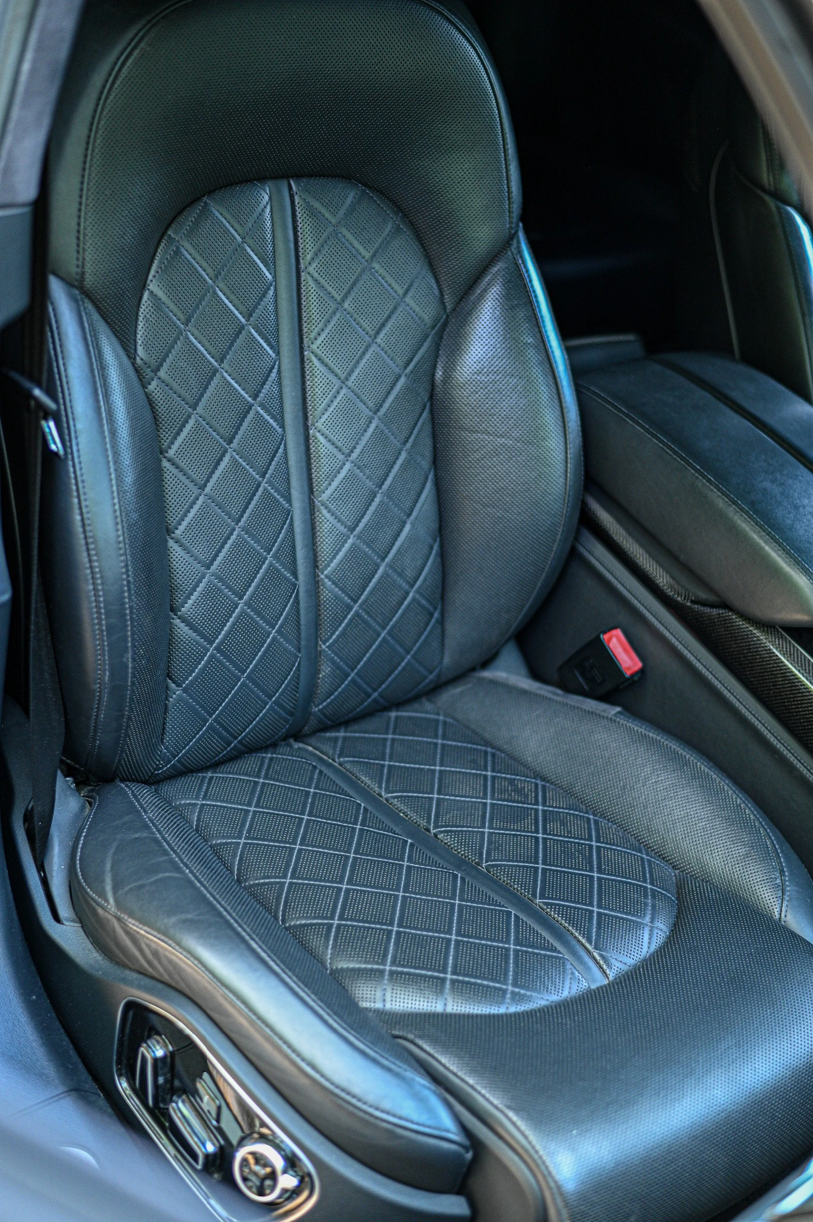 Audi S8 4.0 | Mobile.bg � ����������� 11