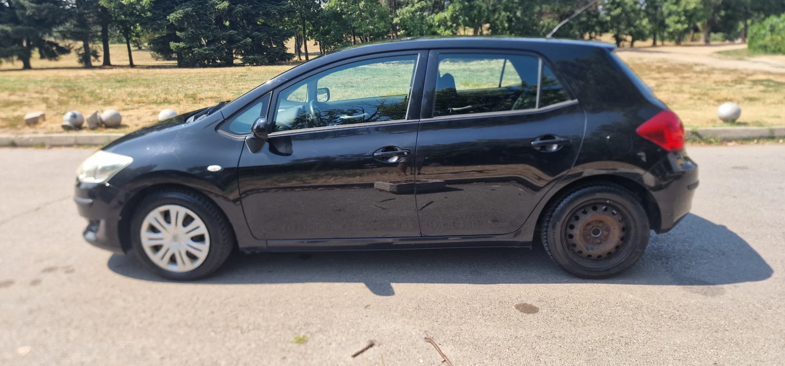 Toyota Auris  - изображение 6