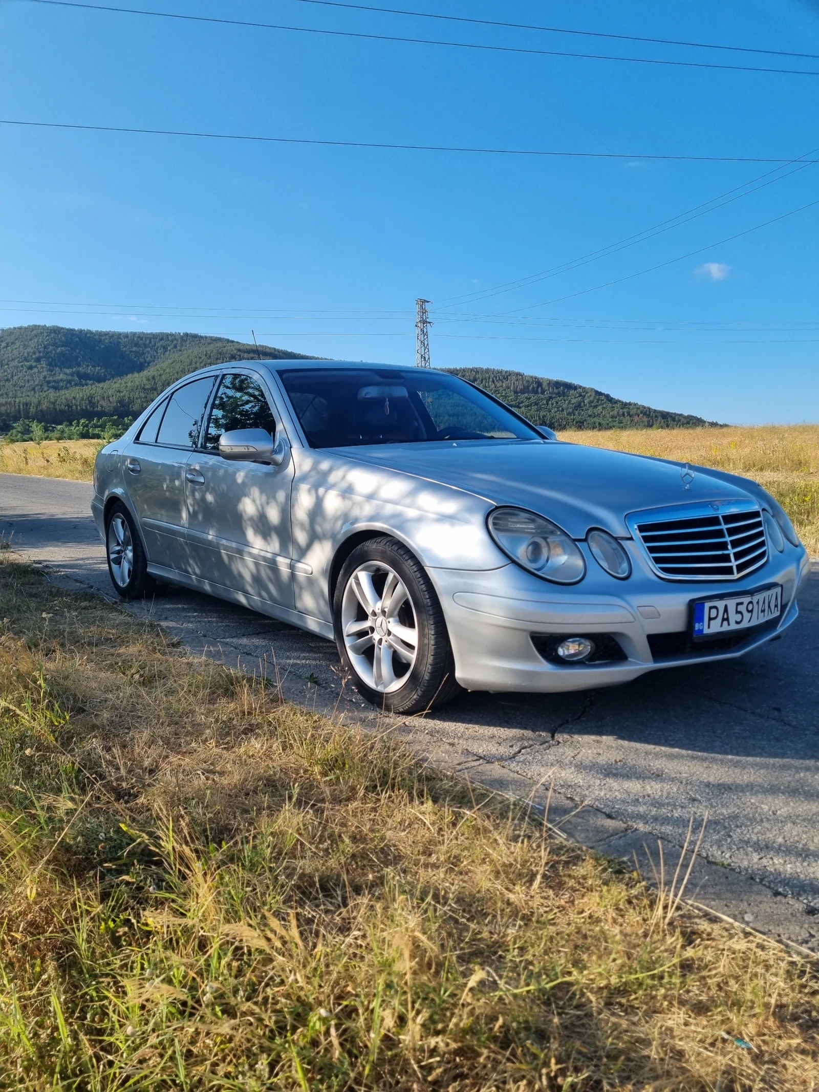 Mercedes-Benz E 220  - изображение 2