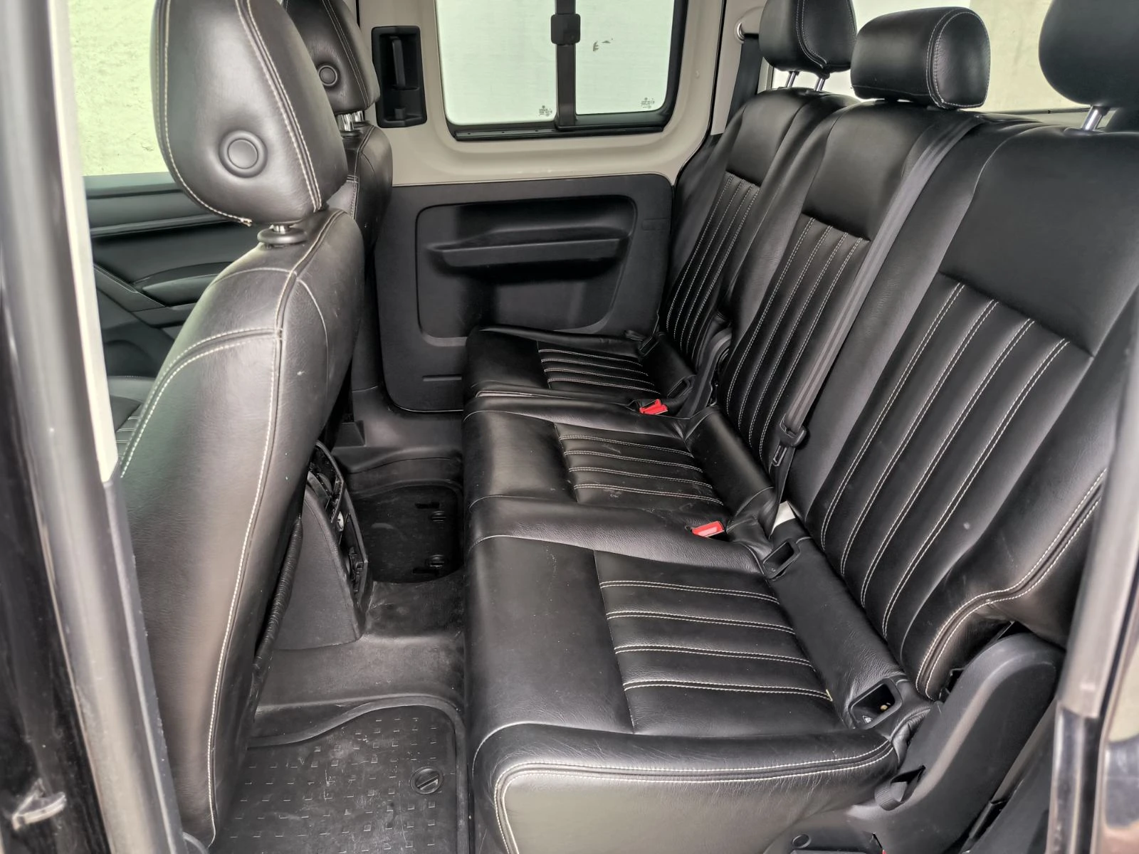VW Caddy 4-Motion-7m-Navi-Automat-Kamera-Euro-6B - изображение 7