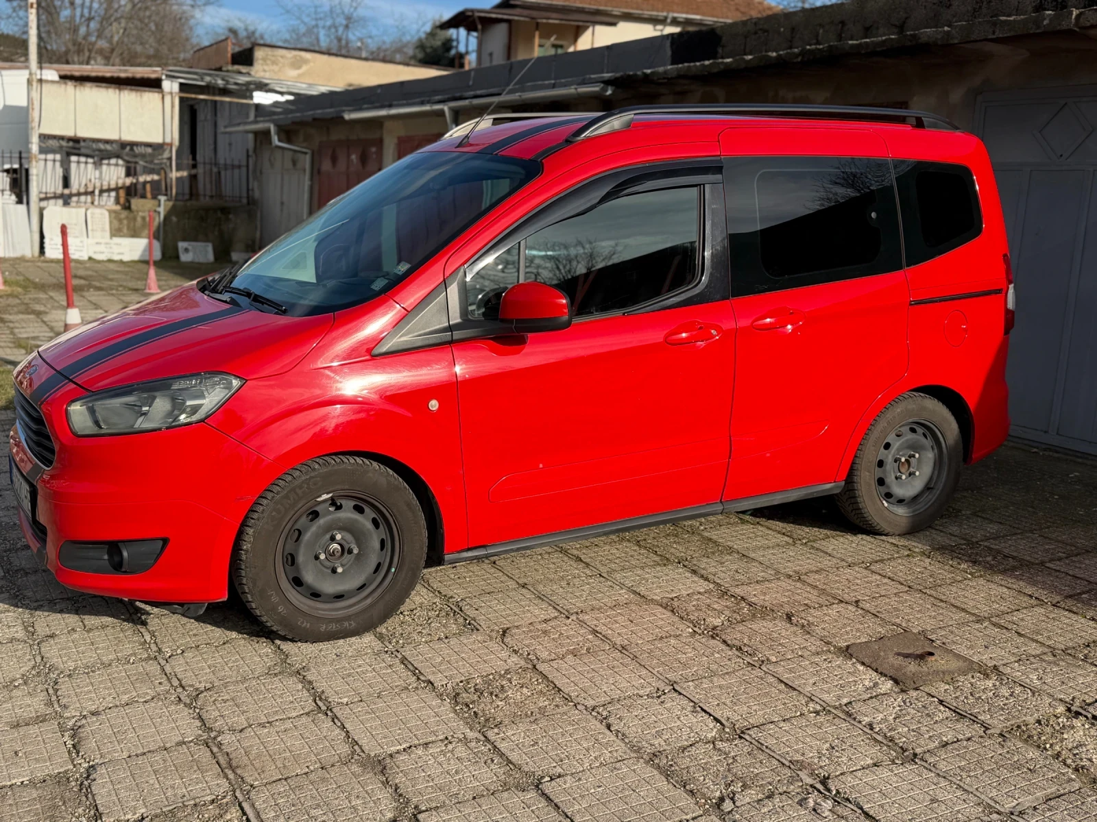 Ford Courier Tourneo - изображение 2