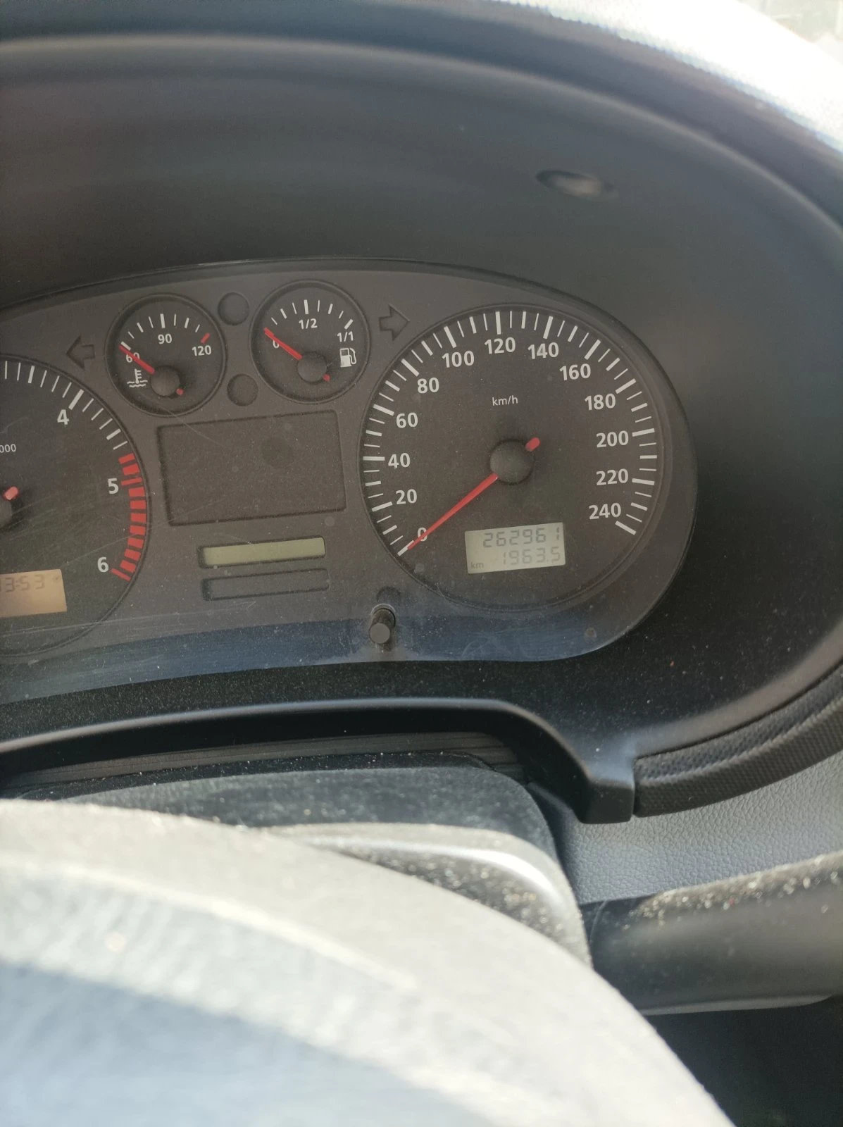 Seat Leon, снимка 9 - Автомобили и джипове - 53708750