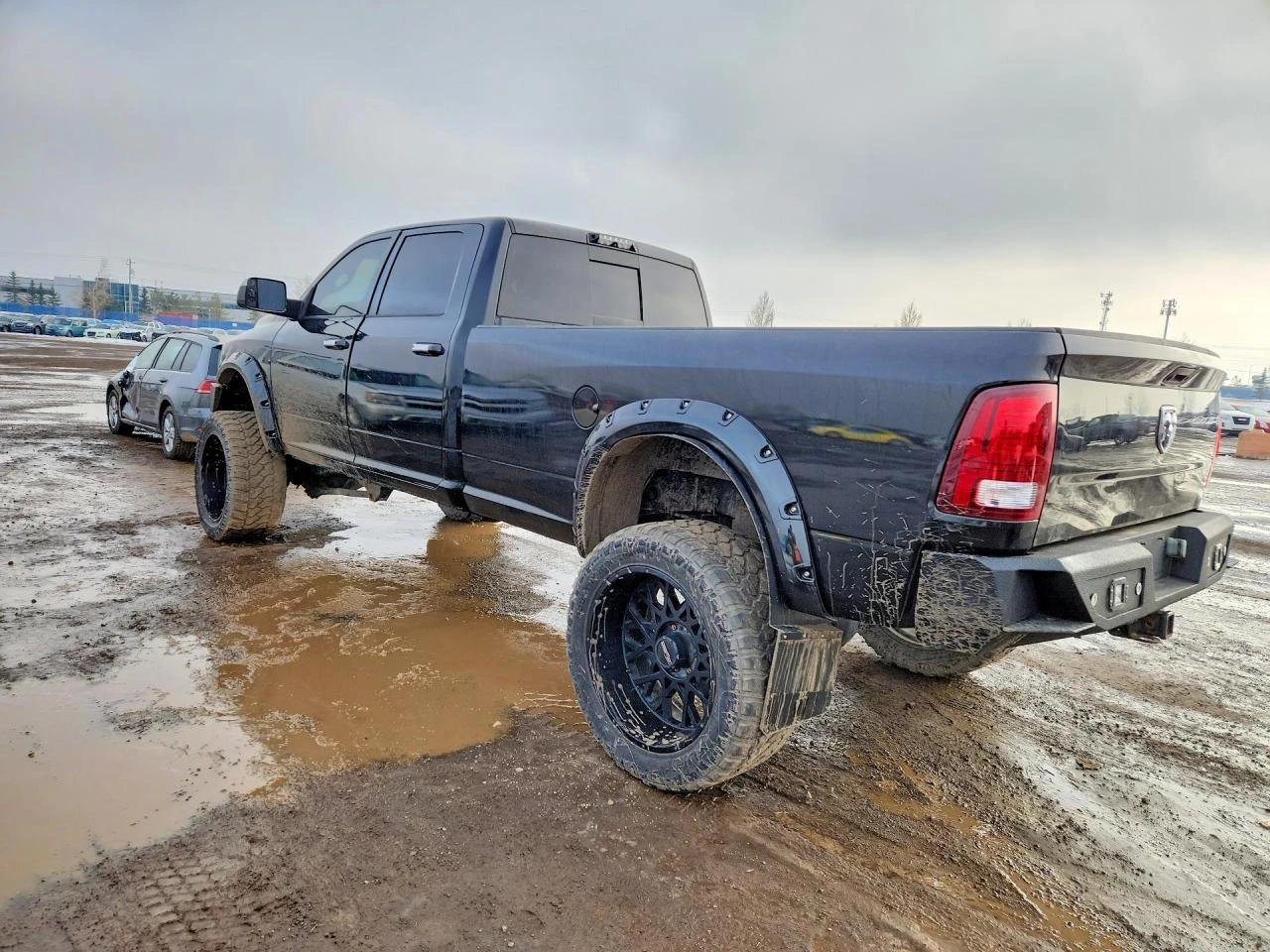 Dodge RAM 3500 6.7l 3500 Laramie 4x4 Crew Cab 8' Box, снимка 2 - Автомобили и джипове - 53813905