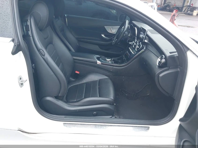 Mercedes-Benz C 300 2.0l 4Matic* BUY NOW*  | Mobile.bg � ����������� 5