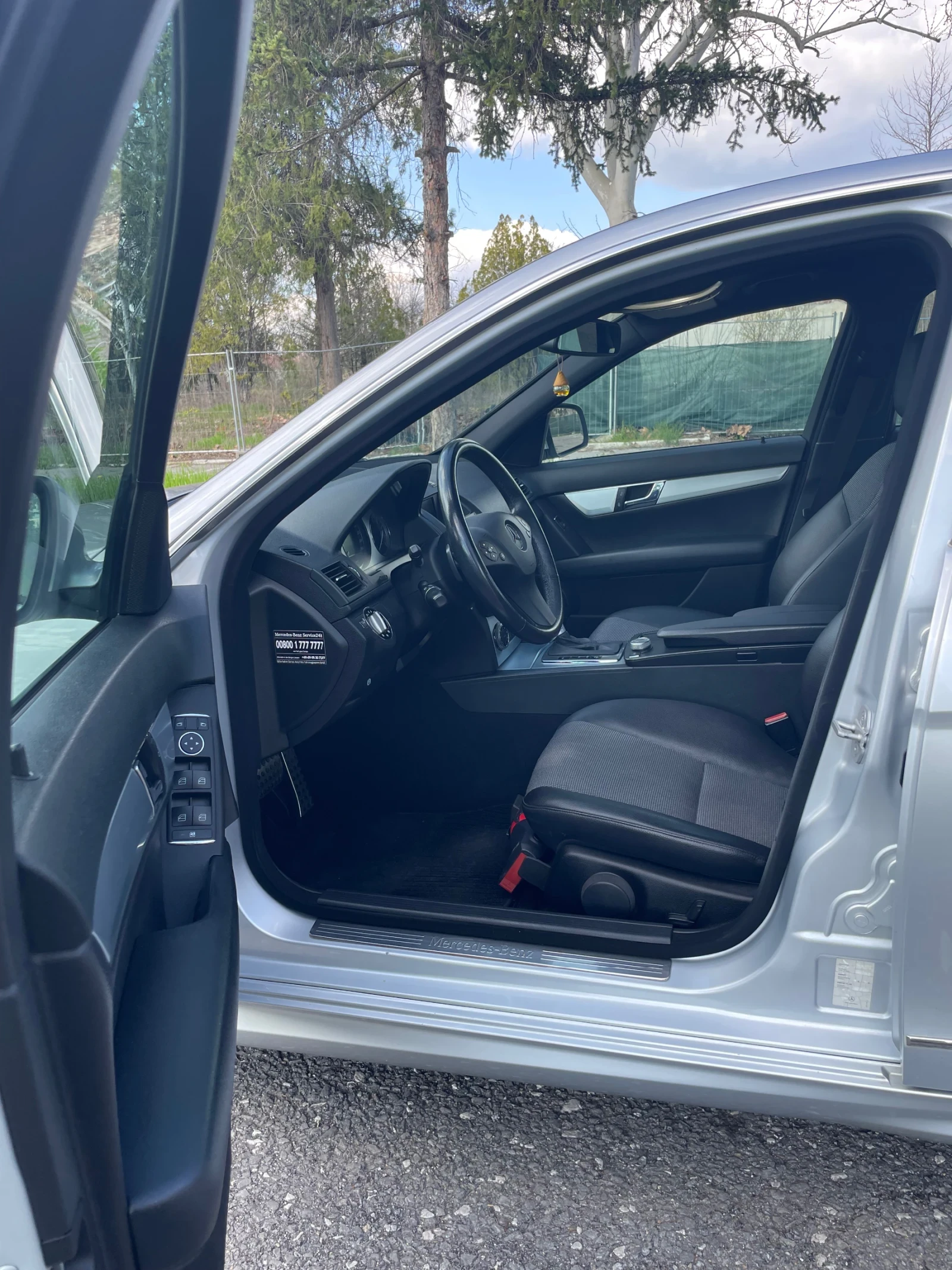 Mercedes-Benz C 200 AMG kompressor | реални км| ТОП, снимка 14 - Автомобили и джипове - 54184405