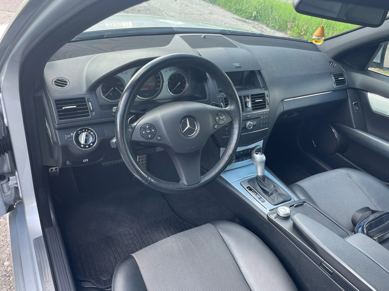 Mercedes-Benz C 200 AMG kompressor | реални км| ТОП, снимка 15 - Автомобили и джипове - 54184405