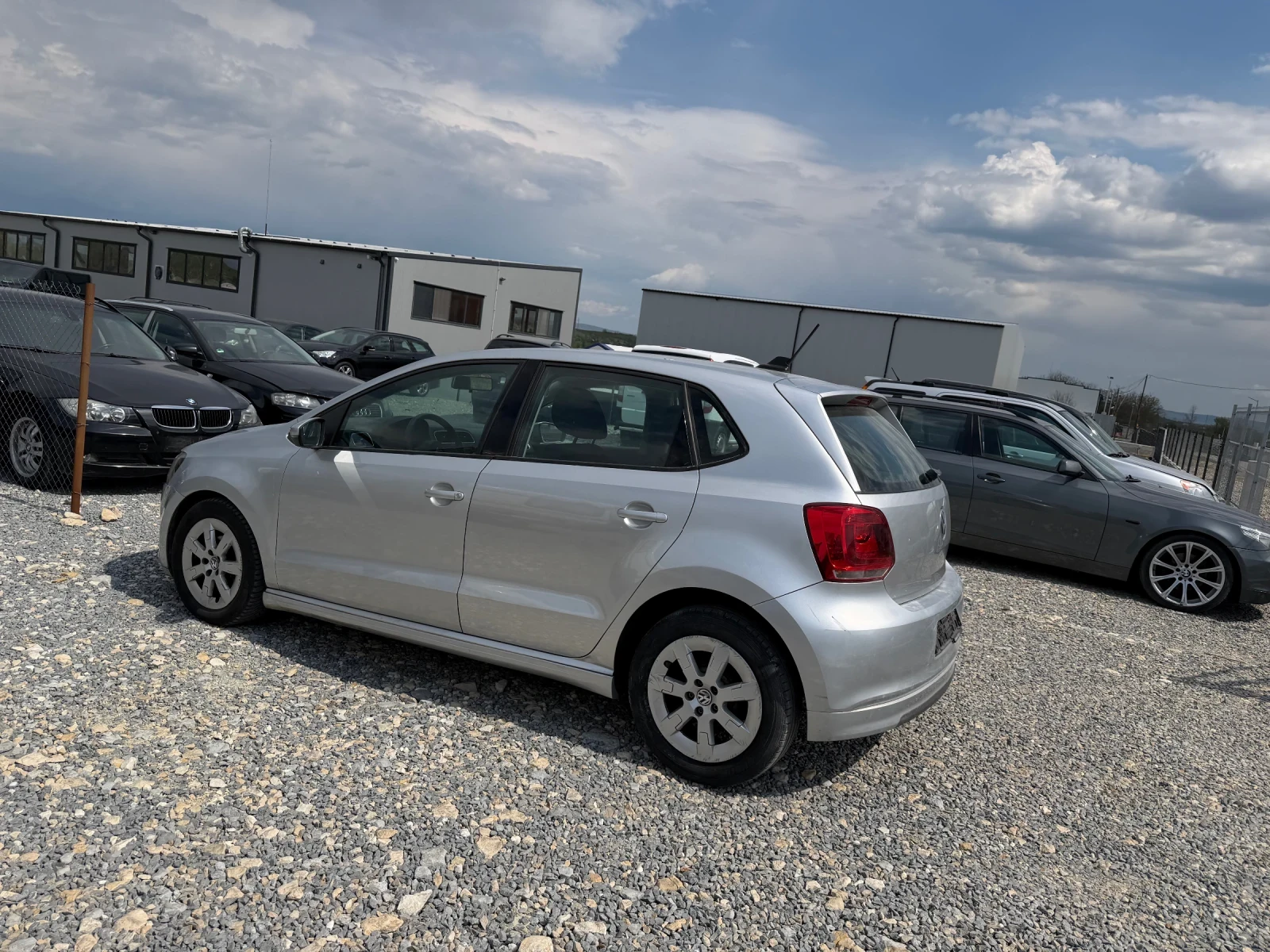 VW Polo, снимка 7 - Автомобили и джипове - 54410252