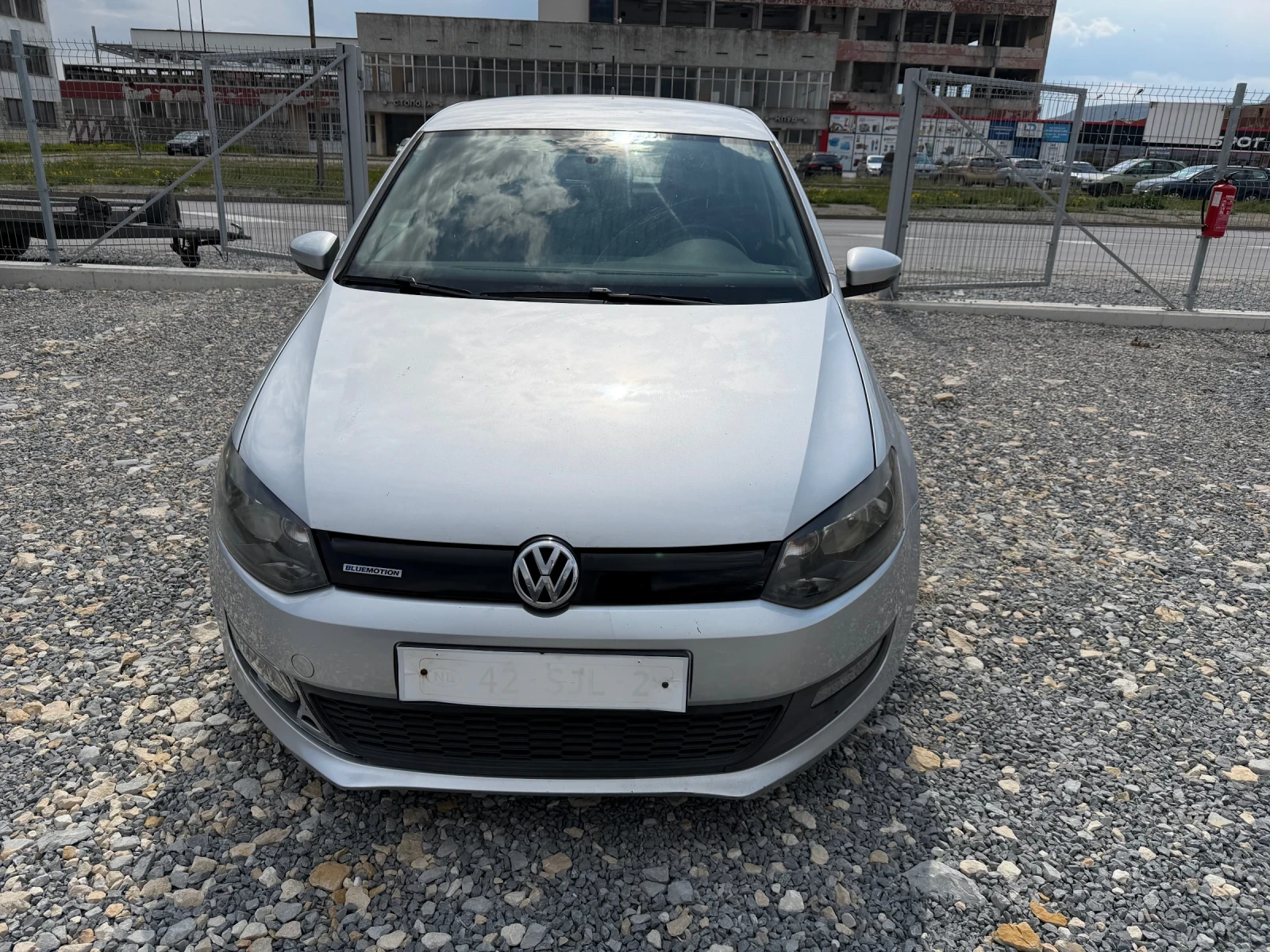 VW Polo, снимка 2 - Автомобили и джипове - 54410252