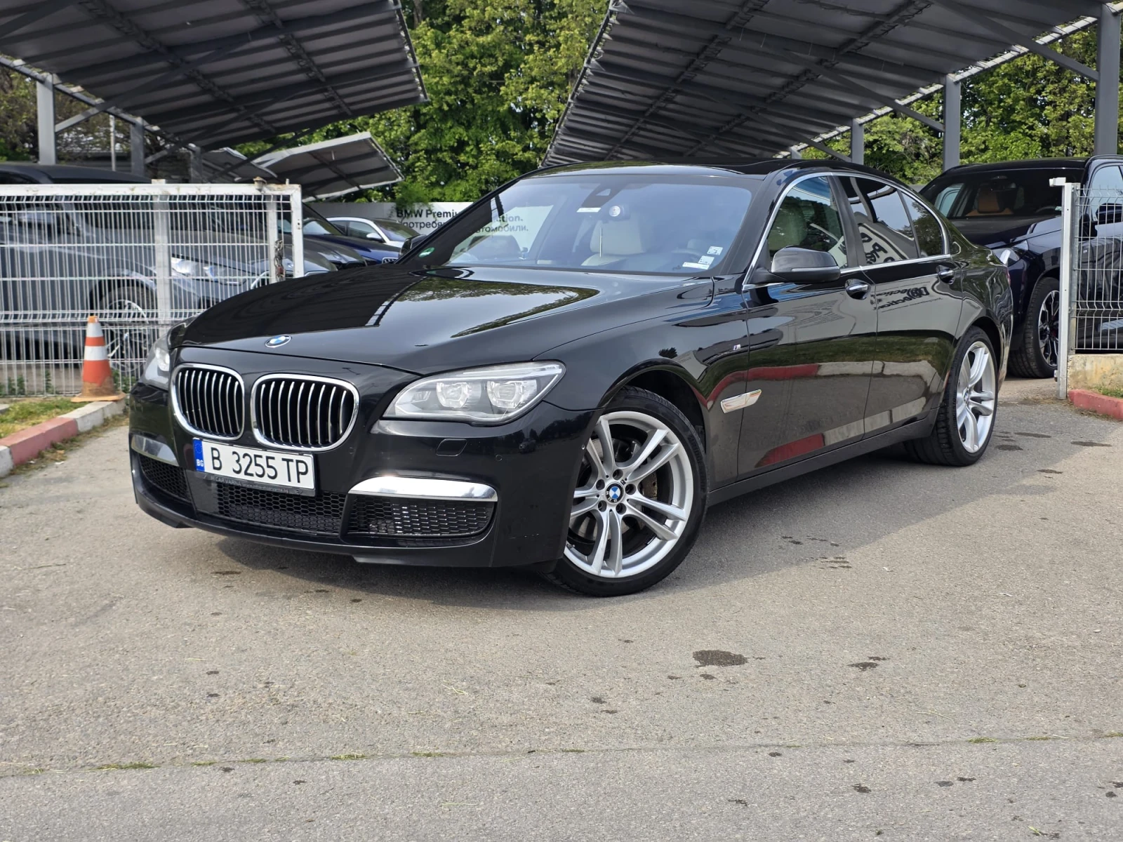 BMW 740 XDRIVE M PACK INDIVIDUAL