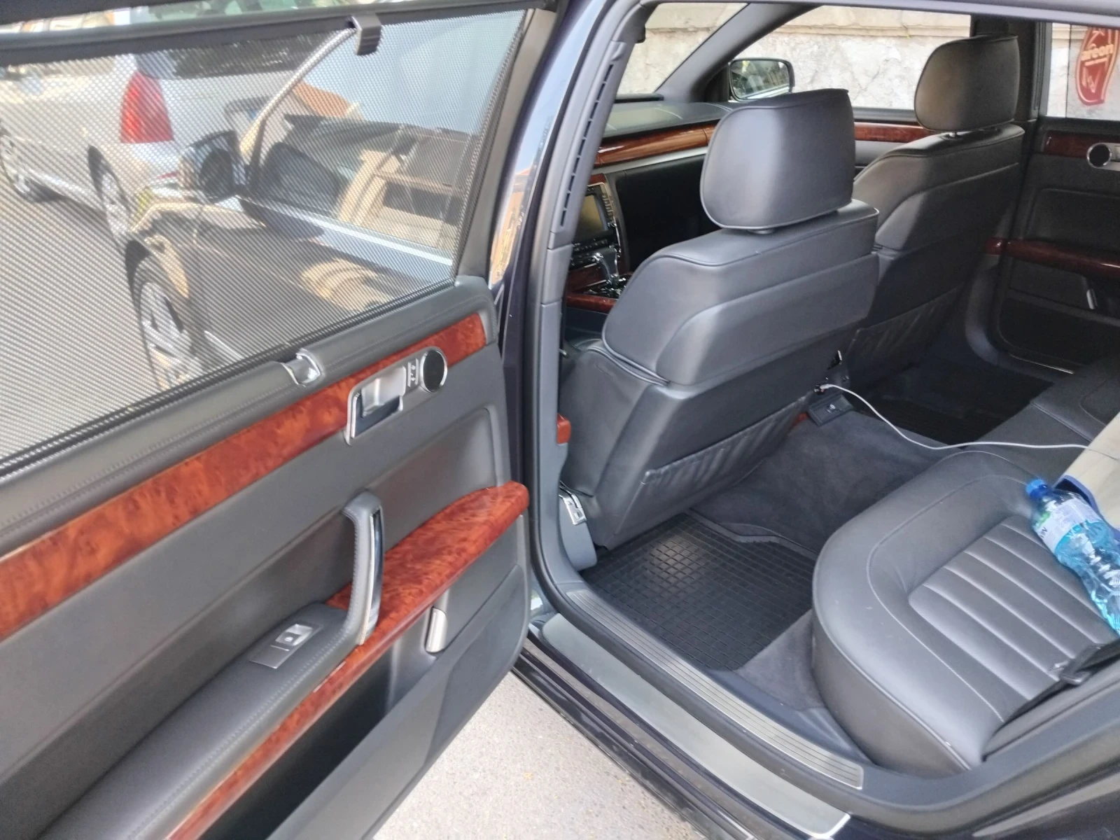 VW Phaeton Long, снимка 9 - Автомобили и джипове - 54493518