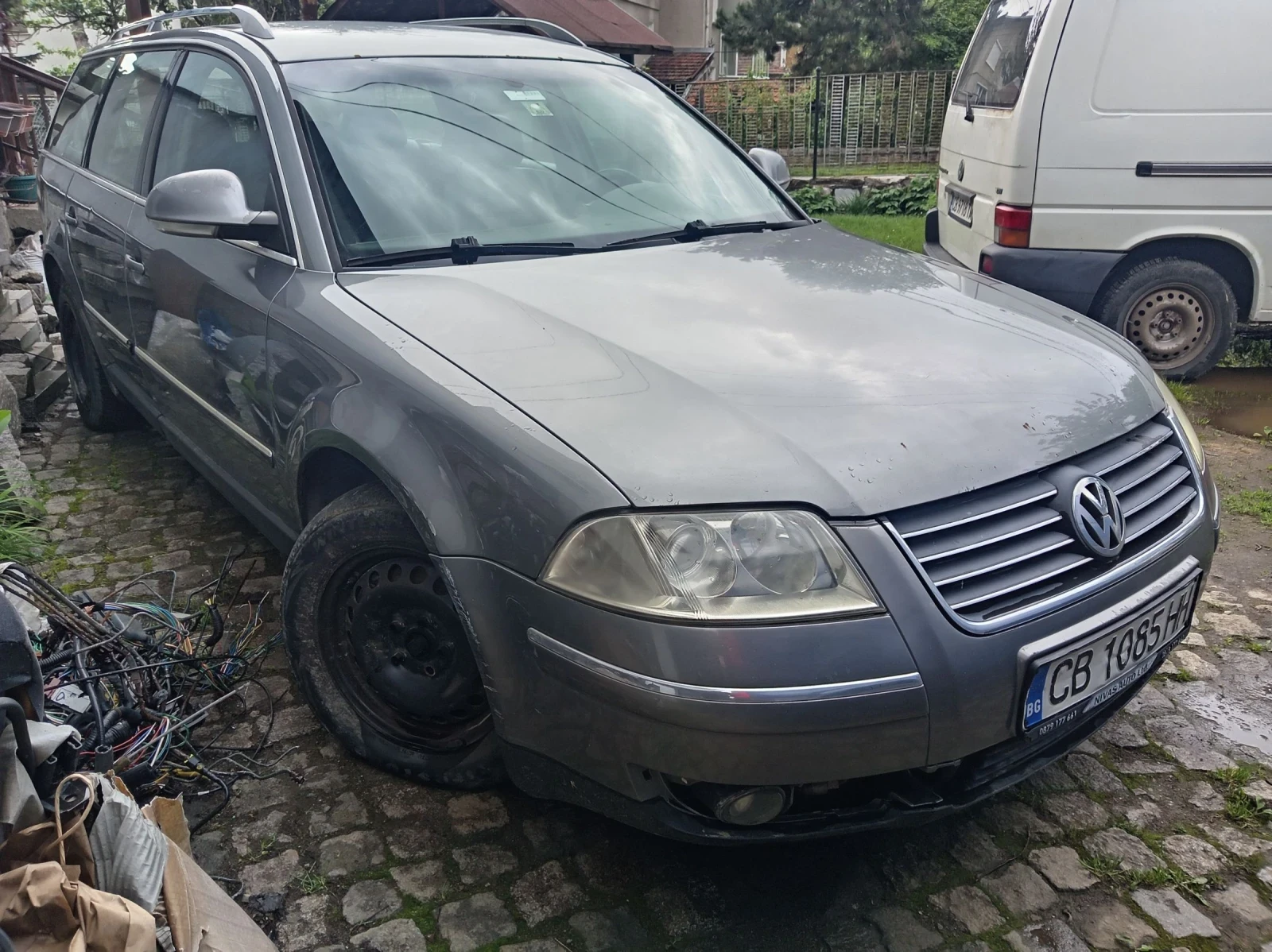 VW Passat 1.9 TDI, снимка 5 - Автомобили и джипове - 54653530