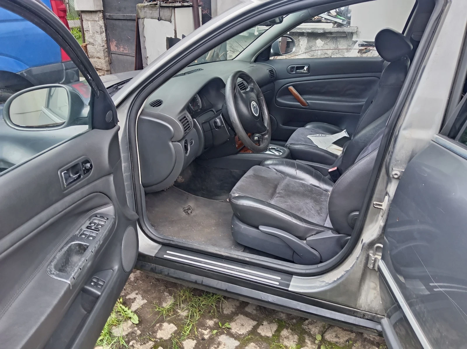 VW Passat 1.9 TDI, снимка 7 - Автомобили и джипове - 54653530