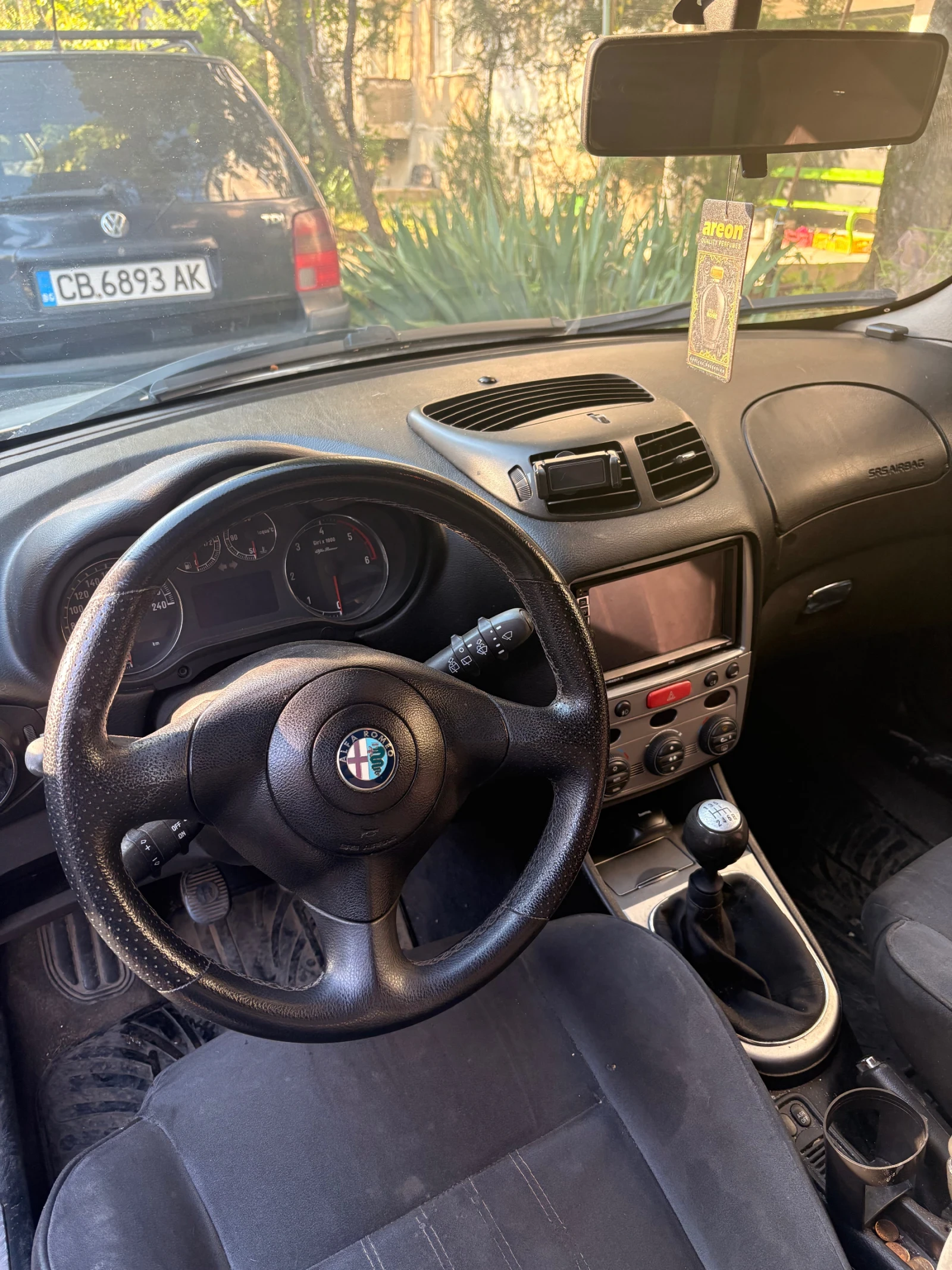 Alfa Romeo 147 1.9 JTD, снимка 9 - Автомобили и джипове - 54754044