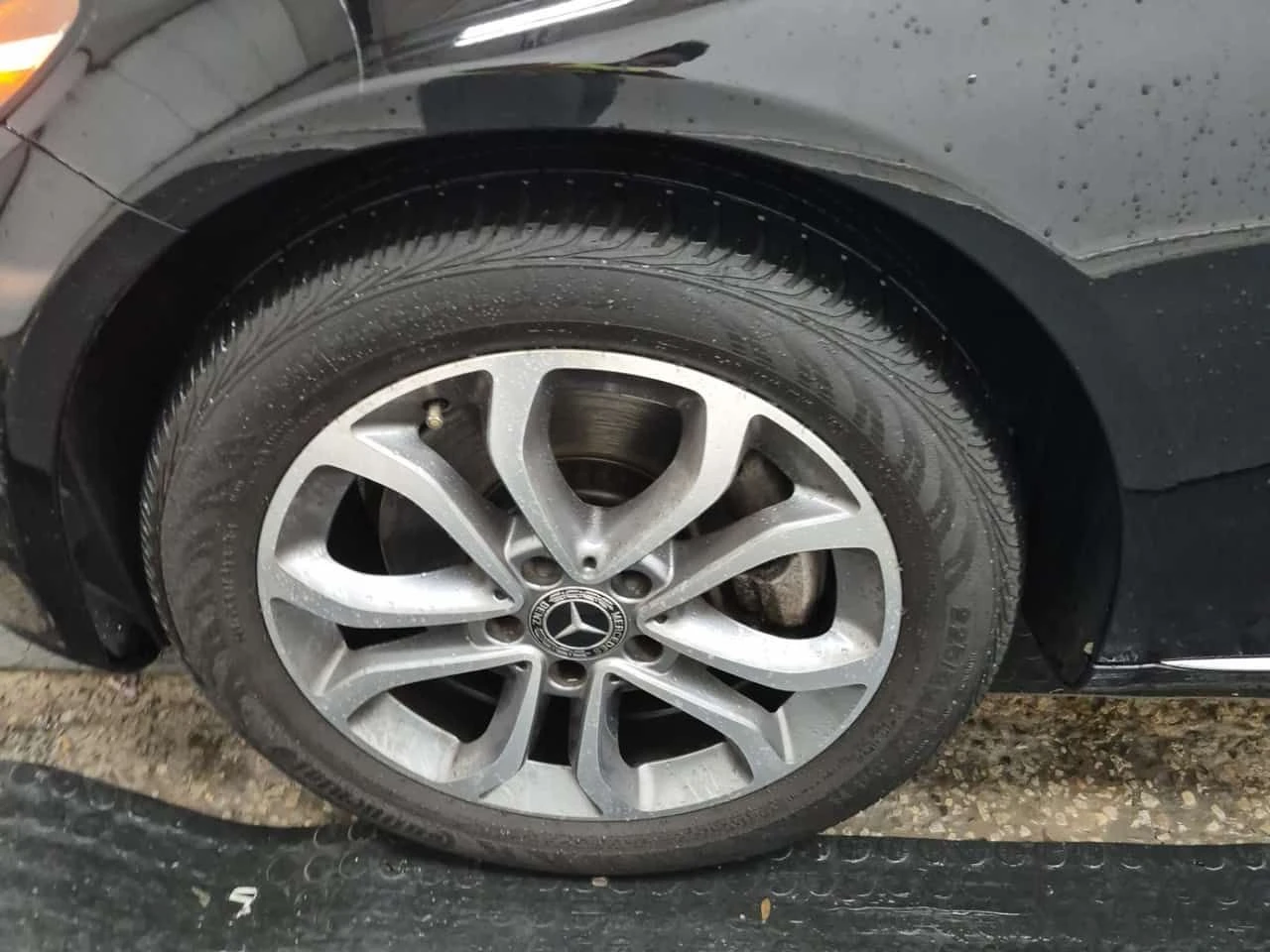 Mercedes-Benz C 300 * CARFAX * БЕЗ ПЪРВОНАЧАЛНА ВНОСКА, снимка 6 - Автомобили и джипове - 55483034